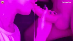 Redare Sesiunea de suge intensă a lui Hot Teen se termină cu gura plină de spermă
