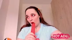 Odtwórz Intensywny lodzik POV z wibratorem grubej nastolatki - młode amatorskie porno