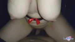 Jouer La chatte serrée d'une ado latina trempée de sperme pendant une chevauchée intense