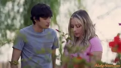 Redare Înșelător prins? Urmăriți această fată blondă petită se răzbună cu sex erotic hardcore