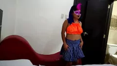 Reproducir Sexy latina madrastra cumple mi fantasía con un baile obsceno y sexo caliente