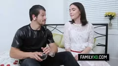 Jouer Passivi tabù: Maddie Winters prende il cazzo a sorpresa di Bambino per San Valentino