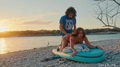 Oynat Bu Latin hatun ve kocasının, büyük bir kıç ve yoğun bir fışkırtma eylemi içeren, çok özel bir şekilde romantik bir Teksas gün batımının tadını çıkarmasını izleyin.