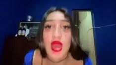 Redare Mujer policia viene a inspecificationar