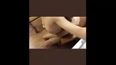 Odtwórz Vợ giải tr &iacute akcent; đem c&u rzeźba; ng b&aacute accent; c họ của chồng trong nhà nghỉ