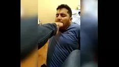 Redare Picioarele idolatrizează degetele în jos